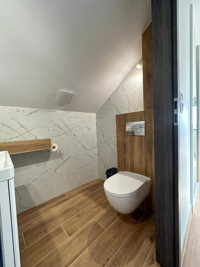Pod Czworka Hotel Rewa Eksteriør billede